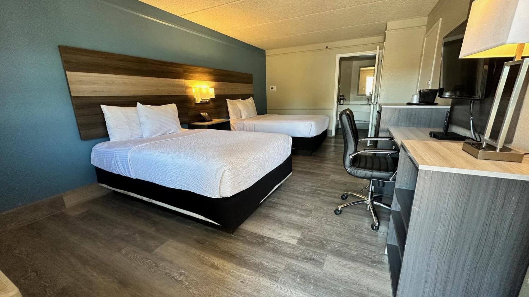 Days Inn By Wyndham San Diego Vista Ngoại thất bức ảnh