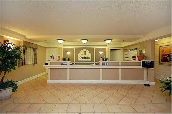 Days Inn By Wyndham San Diego Vista Ngoại thất bức ảnh